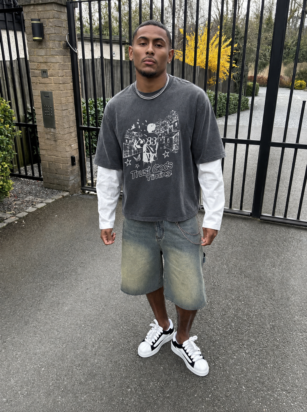 Favelas T-Shirt - Charcoal